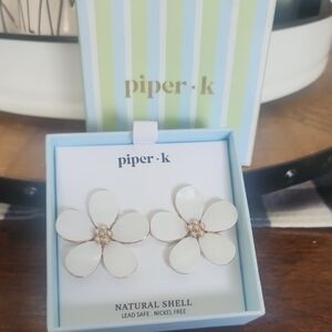 Piper K White Flower Earrings